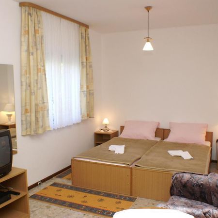 Apartments By The Sea Orebic, Peljesac - 4496 Екстериор снимка